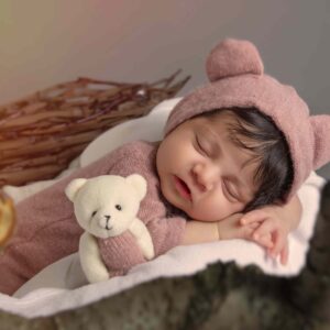 Newborn Photoshoot #1 - Image 5